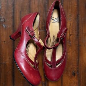 Söfft Red Leather T Strap Mary Jane Heels Women's 6.5 Comfort Career Shoes